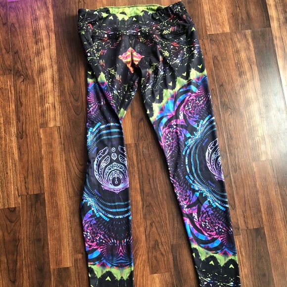 BASSNECTAR leggings by Blank Mind Designs - Picture 2 of 2